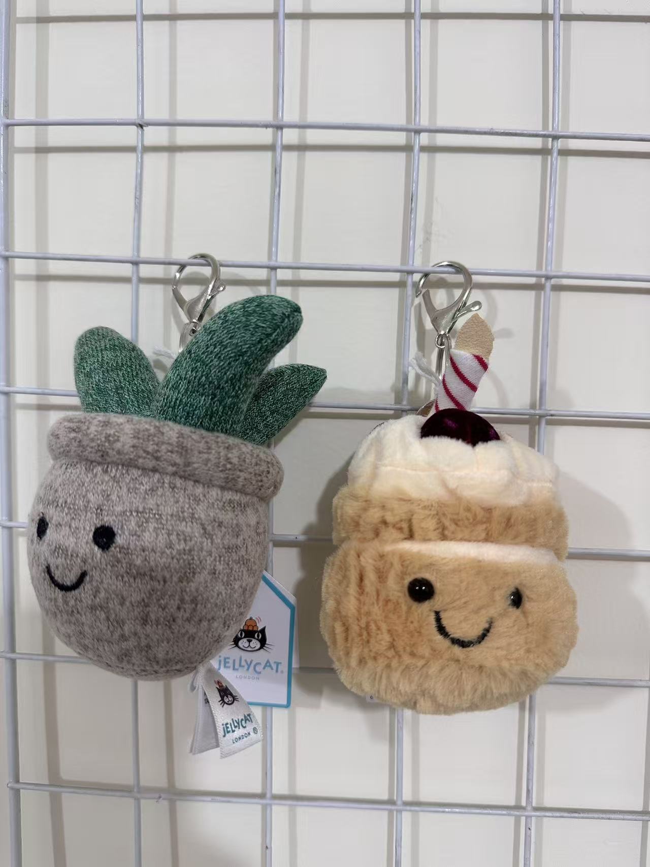 JELLYCAT New JC brand plush to - Party Games Birthday recension och pris